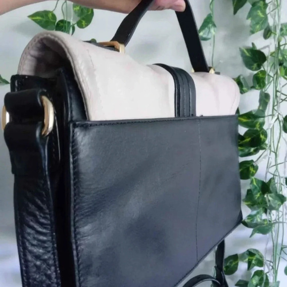 Vintage leather Saks Fifth Avenue Purse  bag - Picture 2 of 5